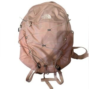 THE NORTH FACE Women’s Borealis Backpack in Pink Moss